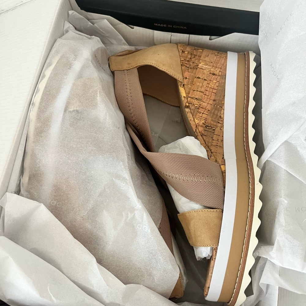 PELLE MODA MEDINA WEDGE - LATTE - Picture 3 of 4